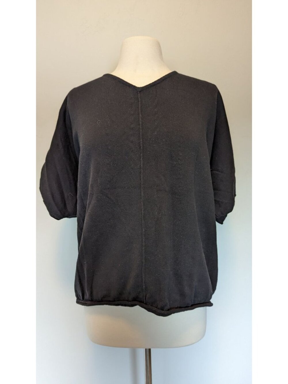 Thought Black Short-Sleeve V-Neck Top Size 14 Sustainable Design